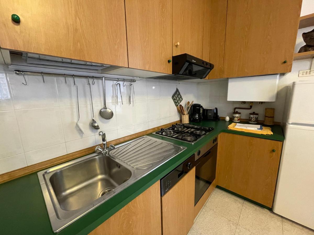 Cozy Apartment With Private Parking On Domaso'S Lakeside - Larihome A09 מראה חיצוני תמונה