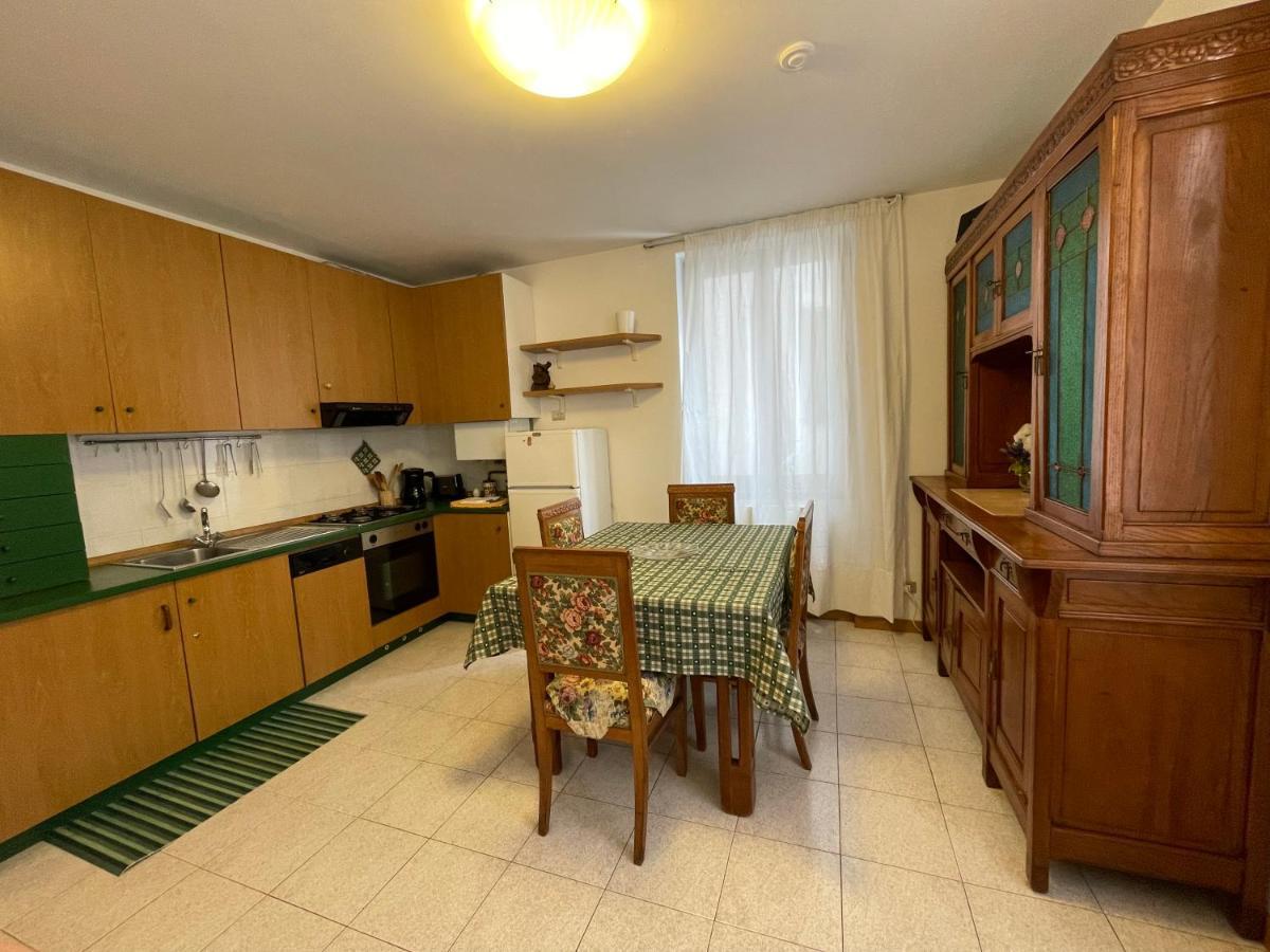 Cozy Apartment With Private Parking On Domaso'S Lakeside - Larihome A09 מראה חיצוני תמונה
